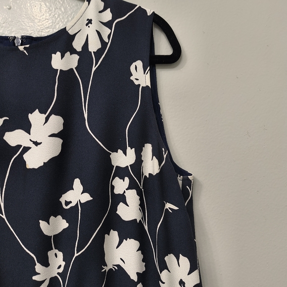 Brooks Brother Woman's Sleeveless Floral Print Blue White Dress Plus Size 16 - Picture 4 of 11